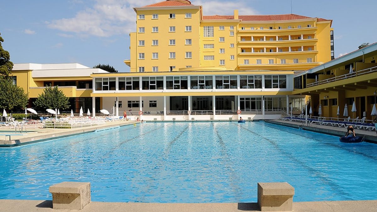reninstal-portefolio-grande-hotel-luso-mealhada-piscina